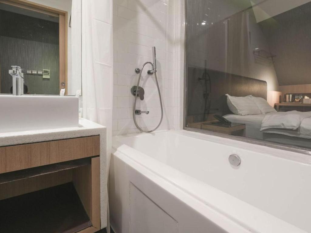 Hotel Nuve Stellar Singapore Exterior photo